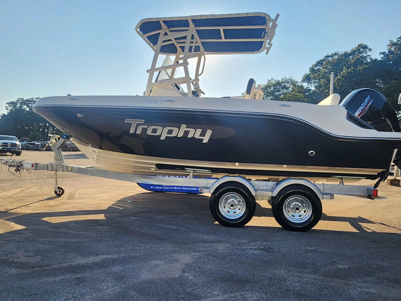 2021 Bayliner Trophy T20CC Bow filler cushion