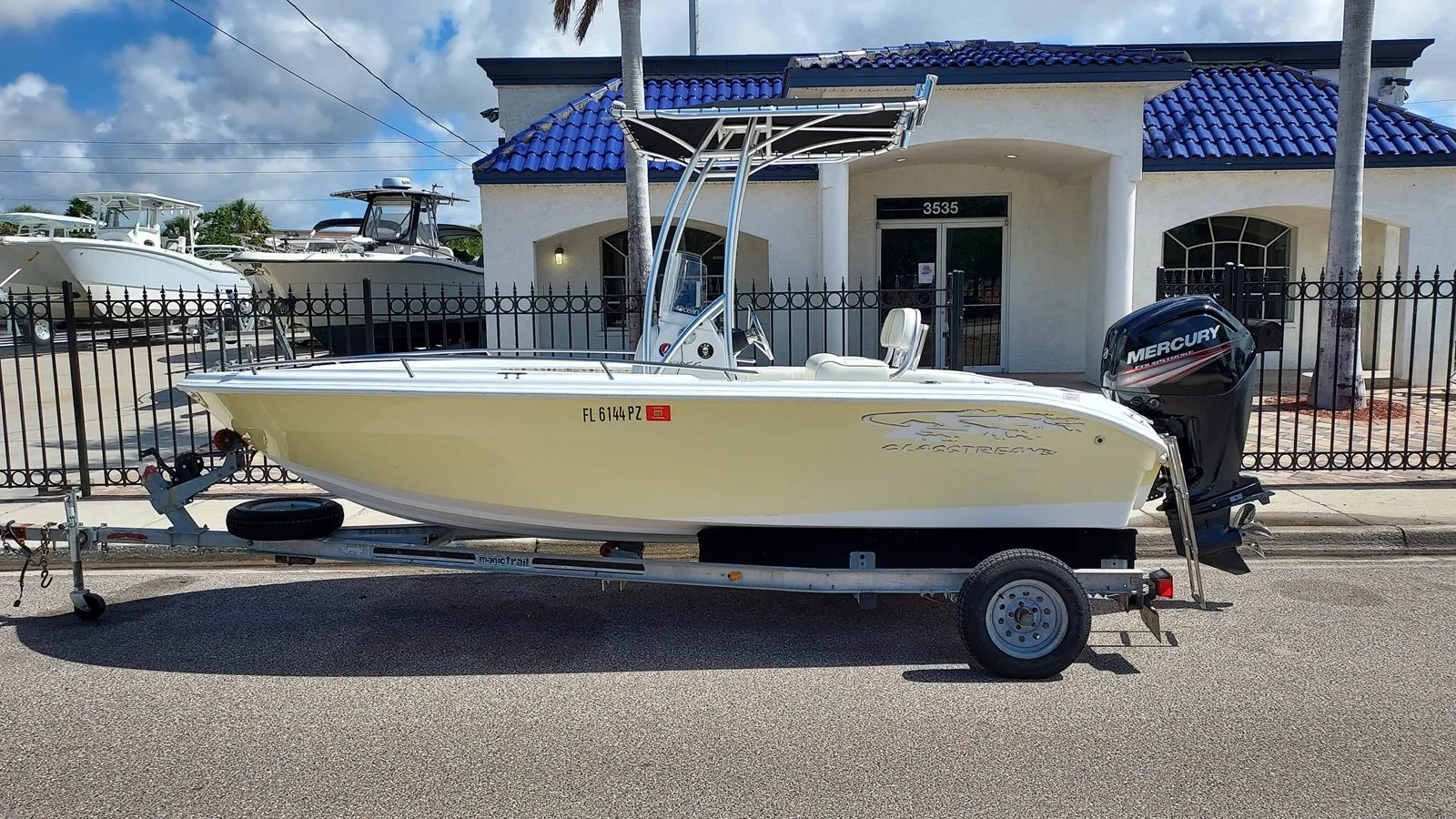 Photos - Used 2018 Glasstream 328 boat for sale in West Palm Beach, FL
