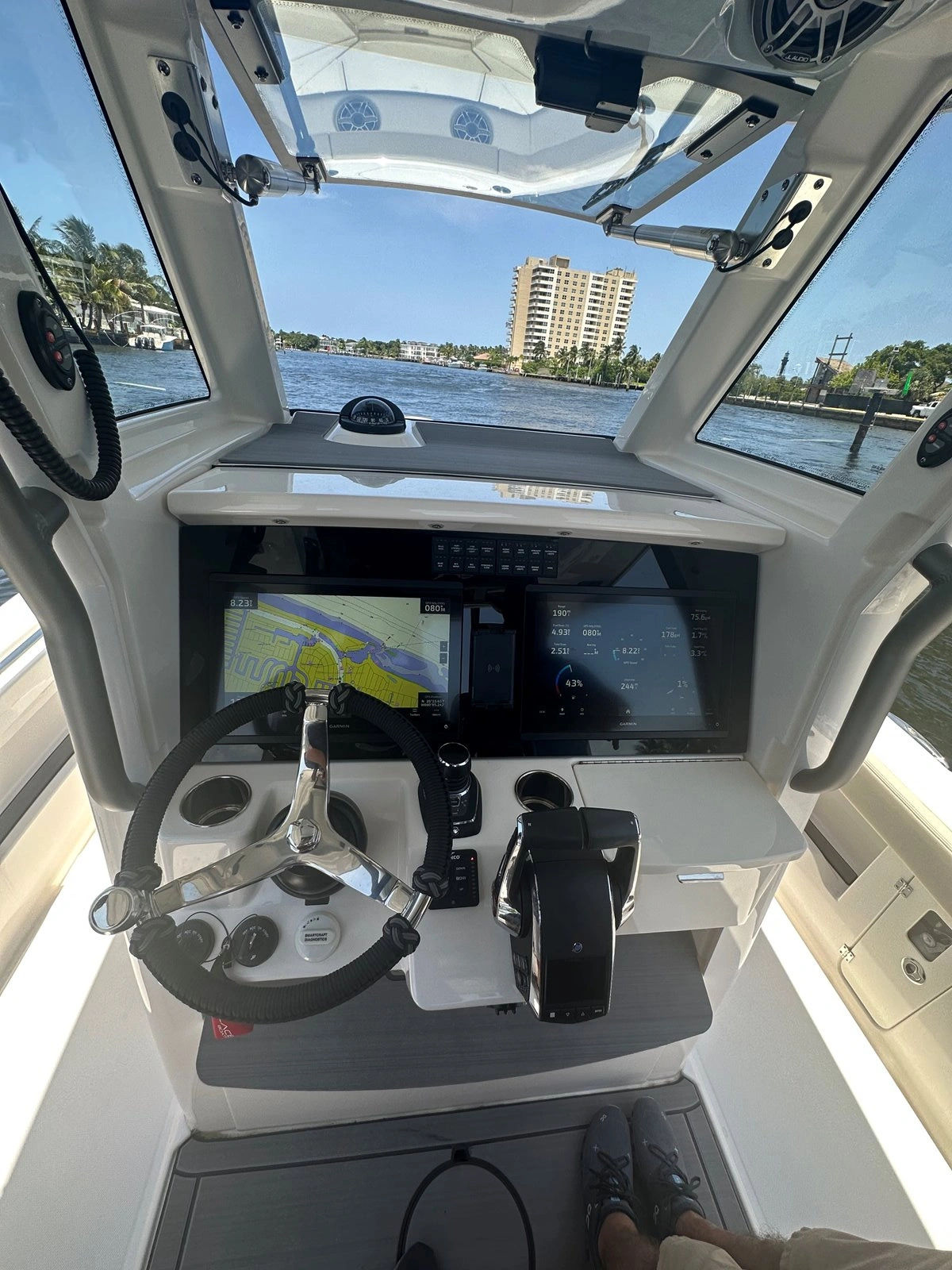 2023 Solace 30 HCS Center Console for sale - YachtWorld